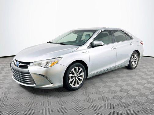 2017 Toyota Camry Hybrid LE