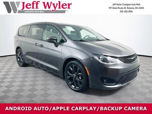 2018 Chrysler Pacifica Touring Plus