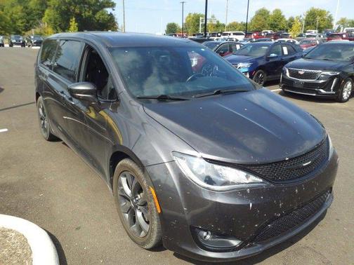 2018 Chrysler Pacifica Touring Plus