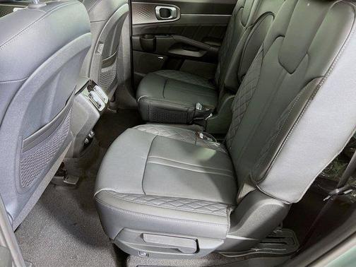 2026 Kia Sorento Hybrid SX Prestige