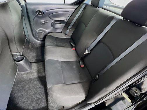 2018 Nissan Versa 1.6 S+