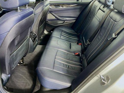 2018 BMW 530e xDrive iPerformance