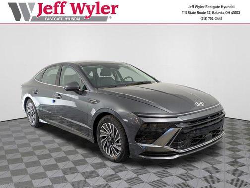 2025 Hyundai SONATA Hybrid Limited