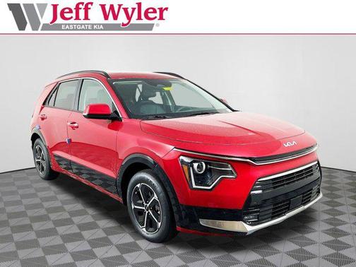 2025 Kia Niro SX