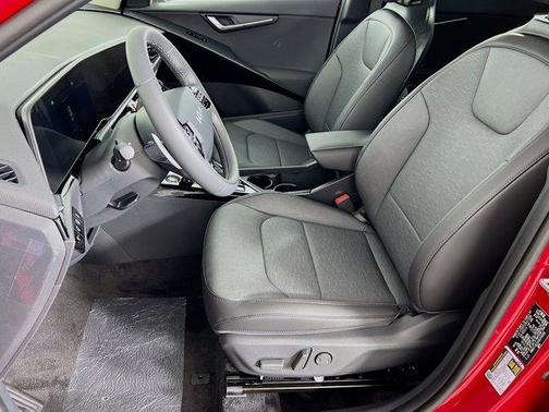 2025 Kia Niro SX