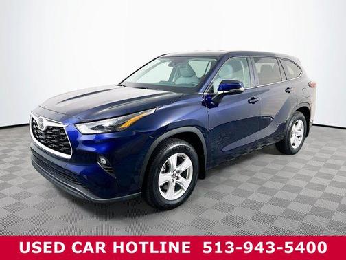 2024 Toyota Highlander LE