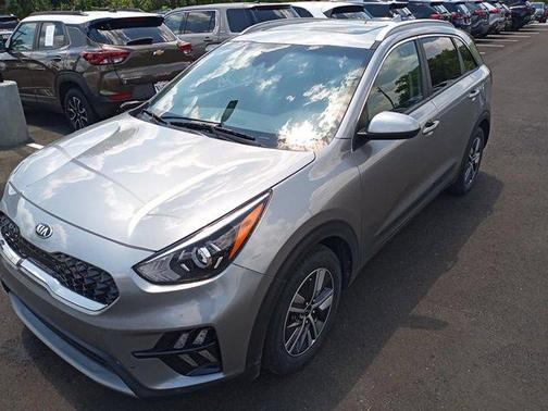 2022 Kia Niro LXS