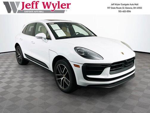 2024 Porsche Macan Base