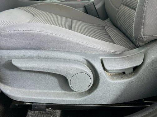 2017 Kia Niro LX