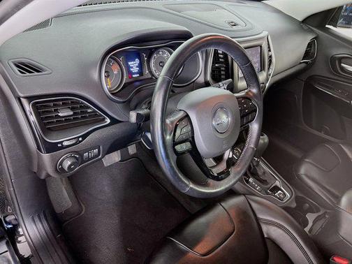 2021 Jeep Cherokee Altitude