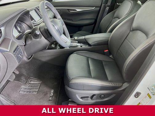 2023 INFINITI QX50 LUXE AWD