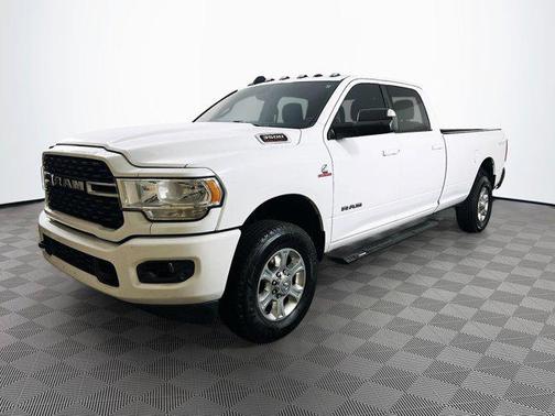 2022 RAM 3500 Big Horn Crew Cab 4x4 8' Box