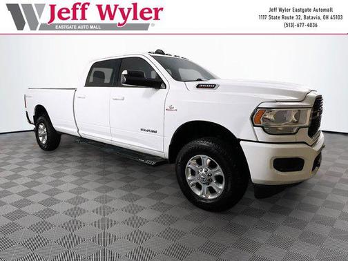 2022 RAM 3500 Big Horn Crew Cab 4x4 8' Box