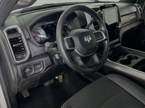 2022 RAM 3500 Big Horn Crew Cab 4x4 8' Box