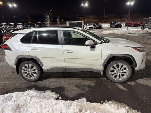 2025 Toyota RAV4 XLE Premium