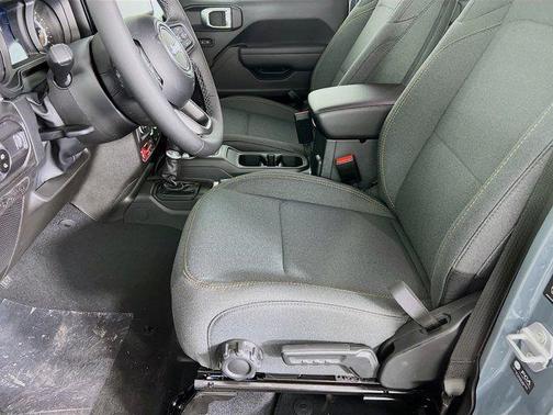 2026 Jeep Gladiator Willys 4x4