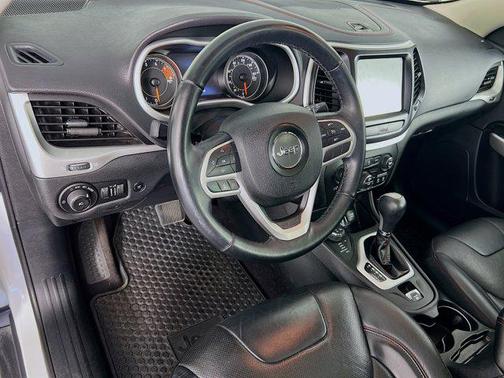 2017 Jeep Cherokee Trailhawk