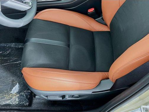 2025 Mazda CX-30 2.5 Carbon Turbo