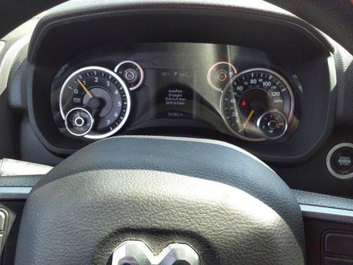2019 RAM 2500 Tradesman Crew Cab 4x4 6'4' Box