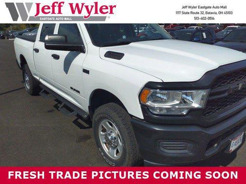 2019 RAM 2500 Tradesman Crew Cab 4x4 6'4' Box