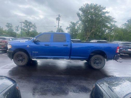 2019 RAM 2500 Tradesman Crew Cab 4x4 8' Box