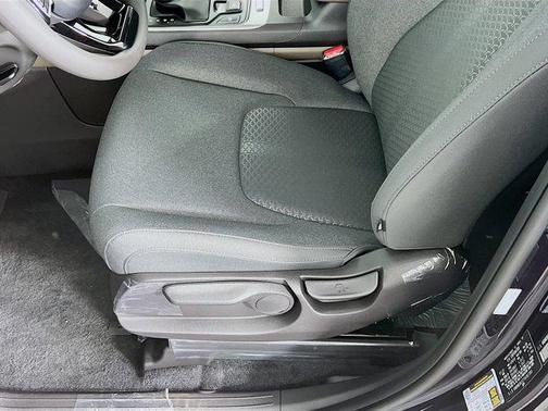 2026 Kia Carnival LX