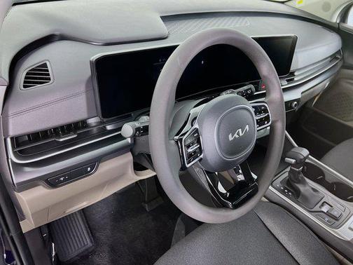 2026 Kia Carnival LX