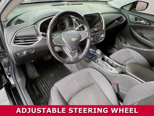 2022 Chevrolet Malibu FWD RS