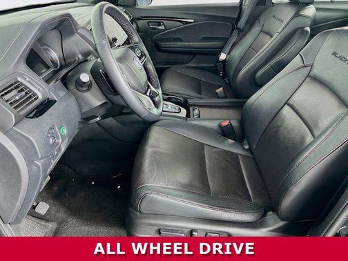 2022 Honda Pilot AWD Black Edition
