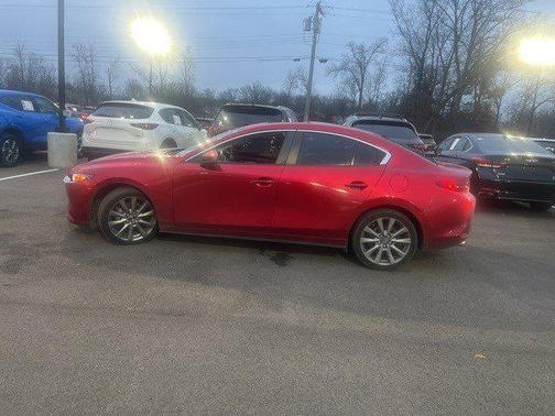2021 Mazda Mazda3 FWD w/Preferred Package