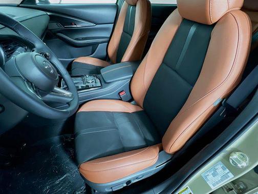 2025 Mazda CX-30 2.5 Carbon Turbo