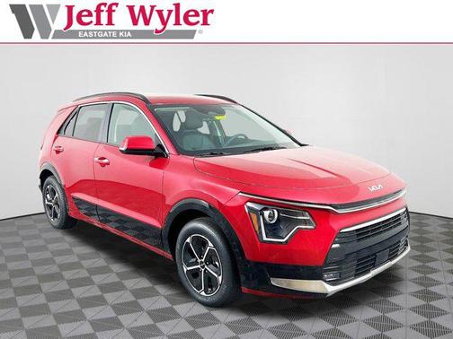 2025 Kia Niro SX