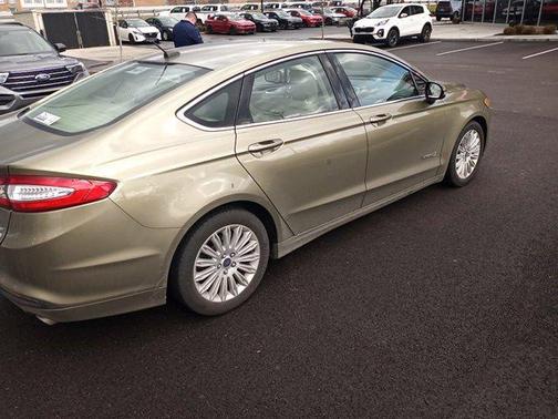 2013 Ford Fusion Hybrid SE Hybrid