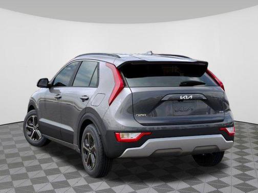 2025 Kia Niro EX
