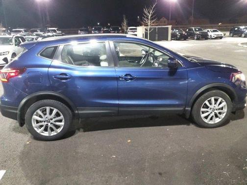 2021 Nissan Rogue Sport SV