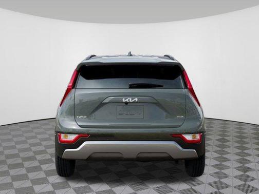 2025 Kia Niro SX