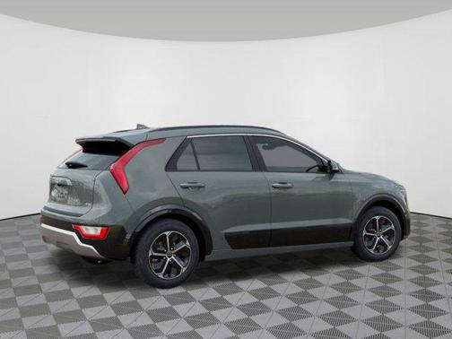 2025 Kia Niro SX