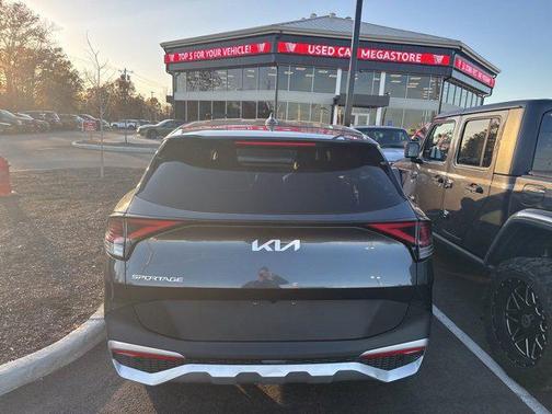 2024 Kia Sportage EX