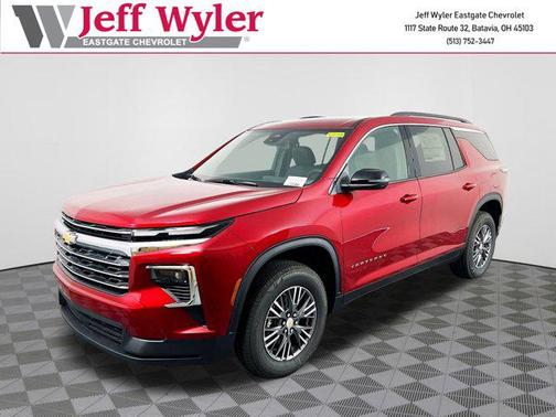 2025 Chevrolet Traverse LT