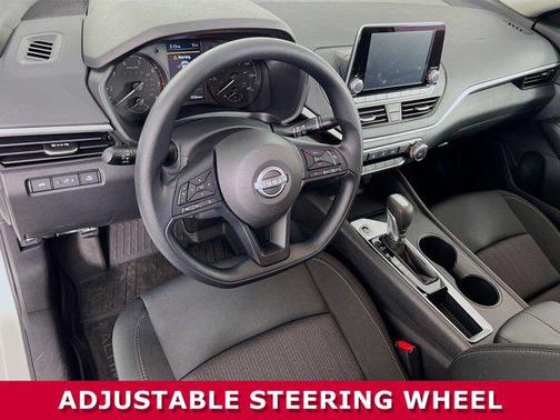 2025 Nissan Altima S FWD