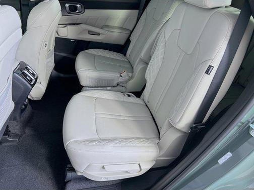 2025 Kia Sorento Hybrid SX Prestige