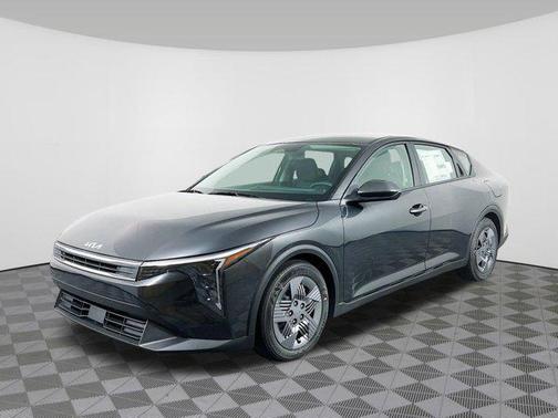 2025 Kia K4 LX