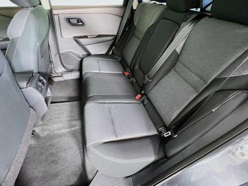 2022 Nissan Rogue S