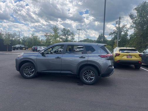 2022 Nissan Rogue S