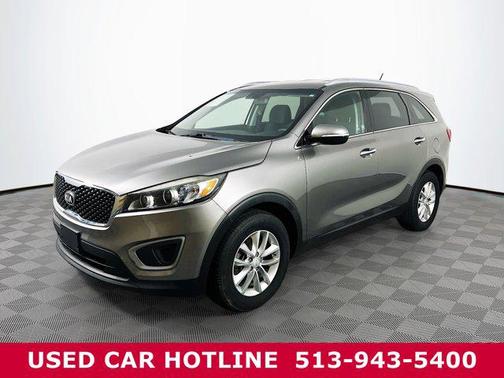 2017 Kia Sorento LX