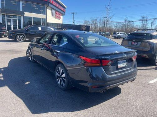 2020 Nissan Altima 2.5 SV