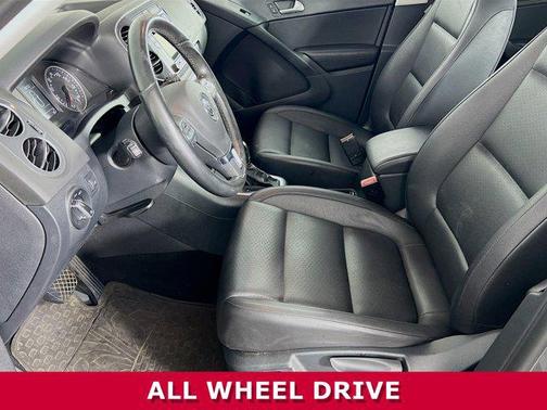 2016 Volkswagen Tiguan S