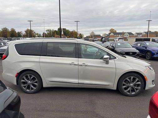 2017 Chrysler Pacifica Limited