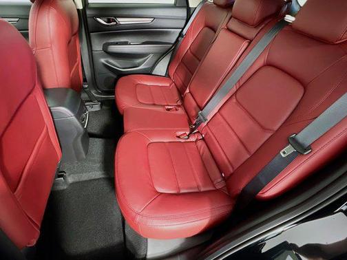 2025 Mazda CX-5 Carbon Edition
