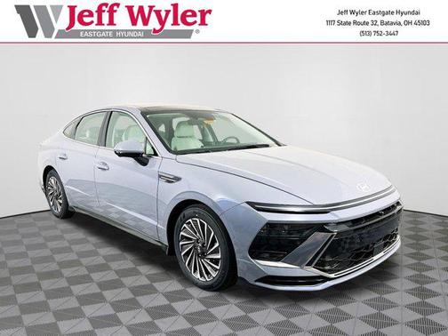 2025 Hyundai SONATA Hybrid Limited